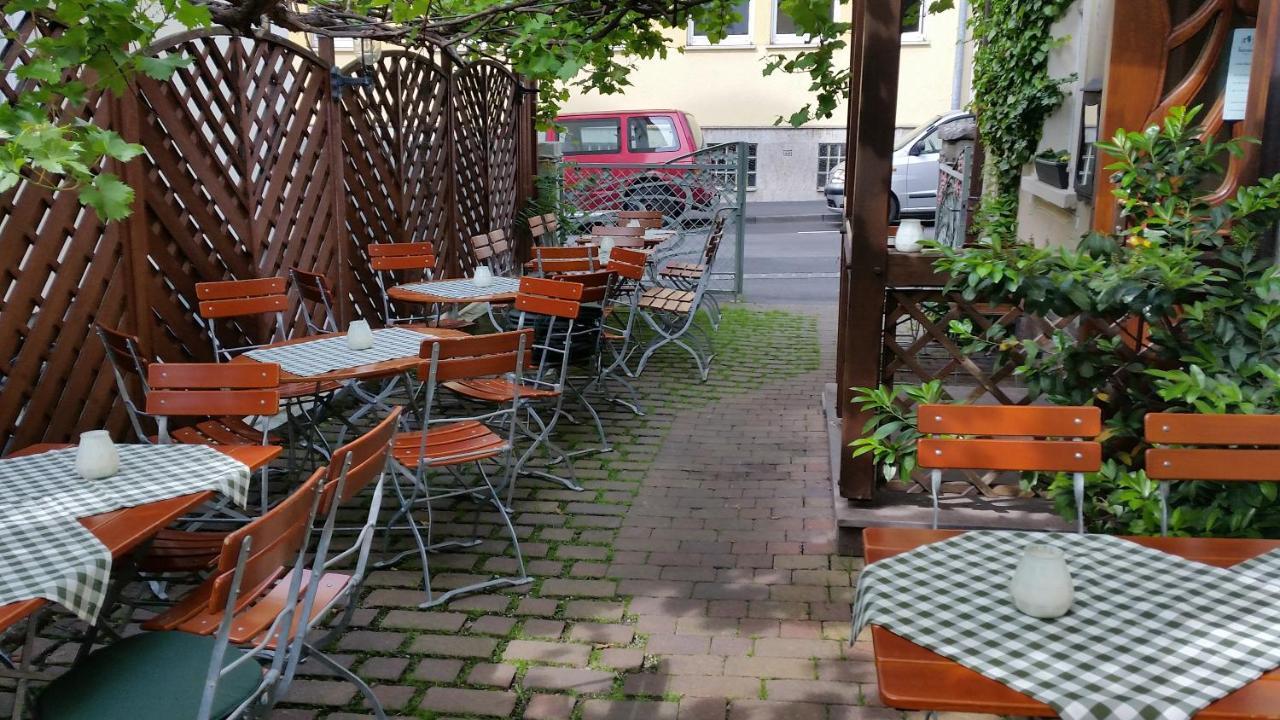 Familienfreundliche Apartments am Park Würzburg Exterior foto