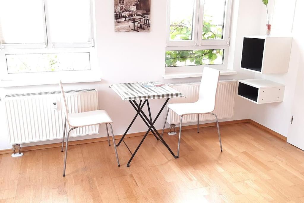 Familienfreundliche Apartments am Park Würzburg Zimmer foto